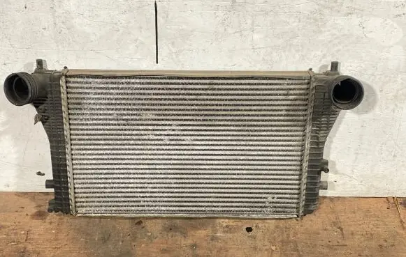 Volkswagen PASSAT B6 Intercooler radiator