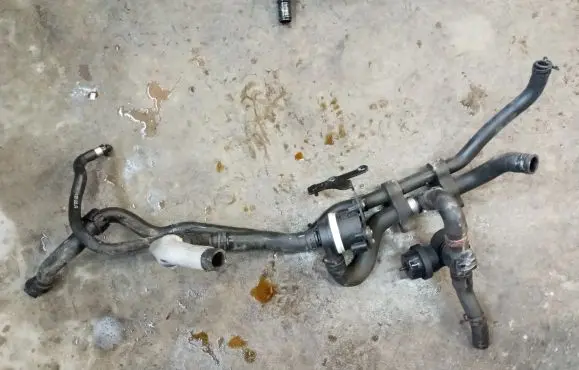 Porsche Cayenne (92A) Electric auxiliary coolant/water pump 059121012B