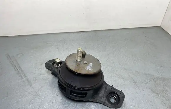 Subaru XV II Engine mount bracket 41022FJ010