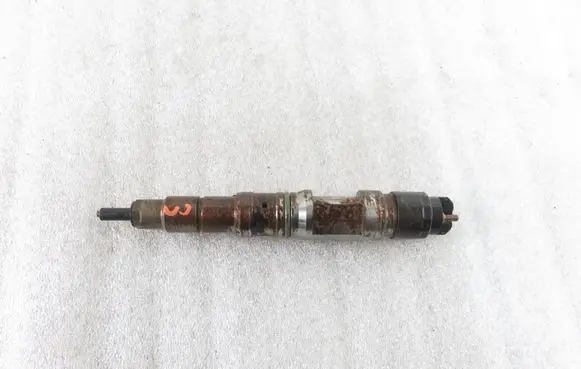 Fuel injector