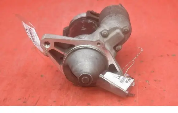 Toyota Yaris Starter motor 281000J030
