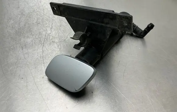 Volkswagen Touran I Headlight washer spray nozzle 1T0955978 15110310563