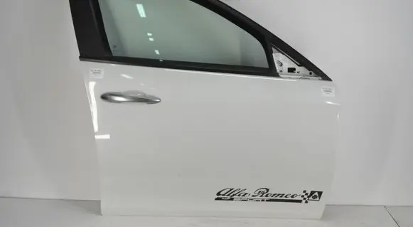 Alfa Romeo Giulietta Front door