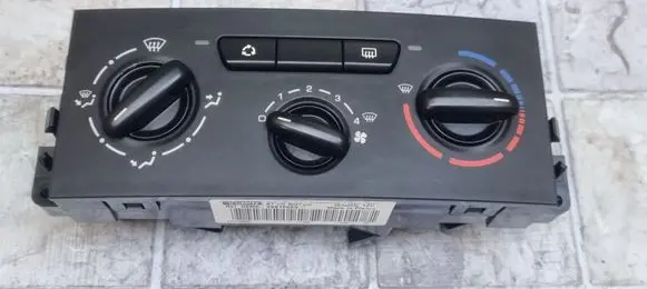 Peugeot 207 CC Climate control unit 102078L3 69910003