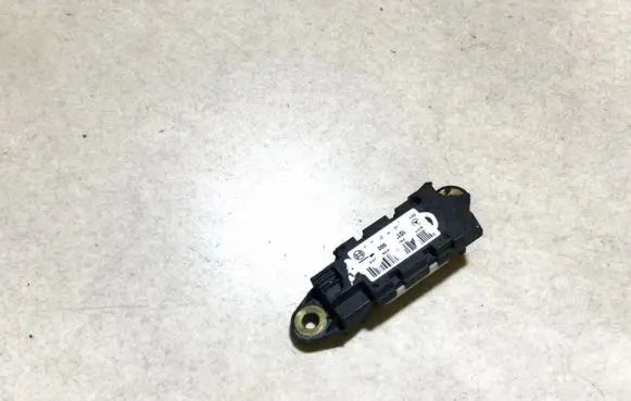 Mercedes-Benz CLK A209 C209 Airbag deployment crash/impact sensor 0018209126 101369002