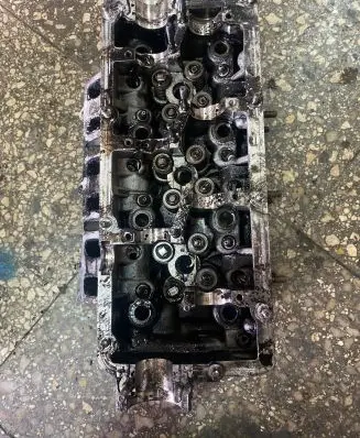 Audi A6 S6 C5 4B Engine head 