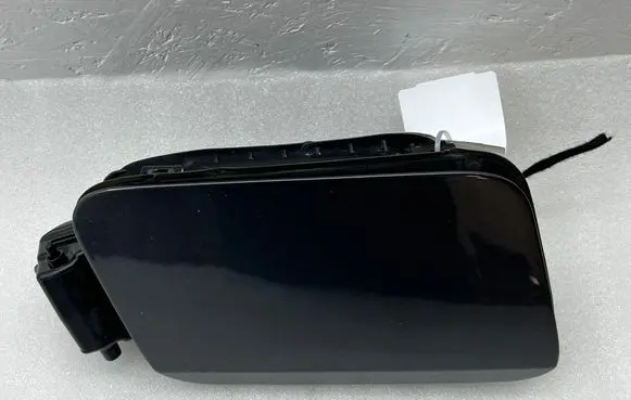 Audi Q2 - Fuel tank cap 8W0010508M 8V0862159A
