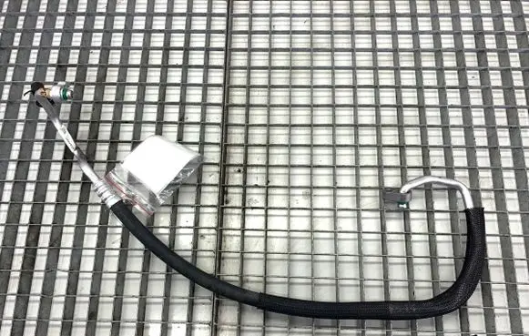 Hyundai i30 Air conditioning (A/C) pipe/hose 97762-G4450