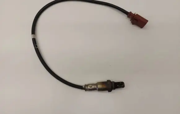 Volkswagen Golf VII Lambda probe sensor 04E906262 1K0973804A