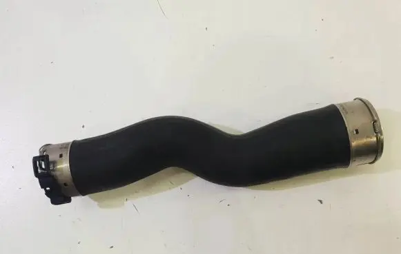 BMW 5 F10 F11 Intercooler hose/pipe 7810614