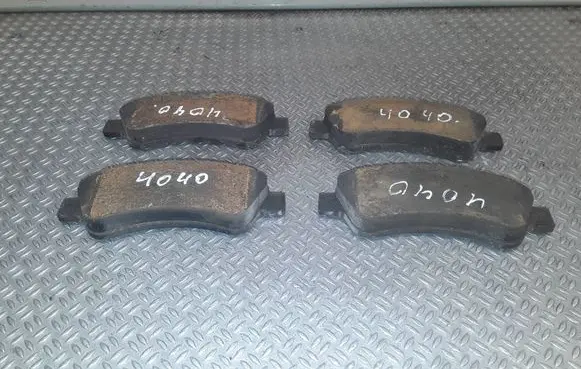 Peugeot 1007 Brake pads (front) 