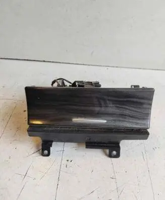 Chrysler 300C Car ashtray 1QG97TRM S5XK47DX9AB 549382