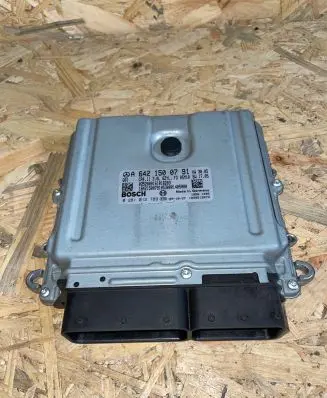 Mercedes-Benz E W211 Engine control unit/module A6421500791 1039S12873 0281012789