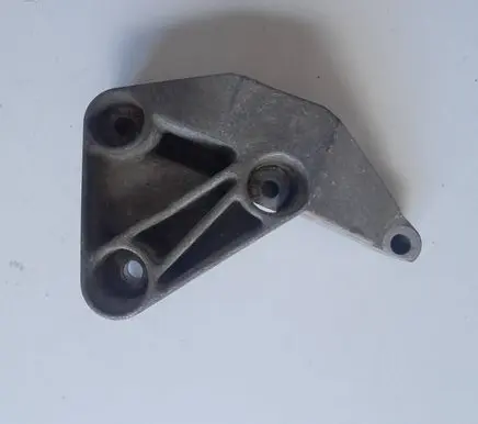 Renault Scenic II - Grand scenic II Engine mount bracket 8200437464