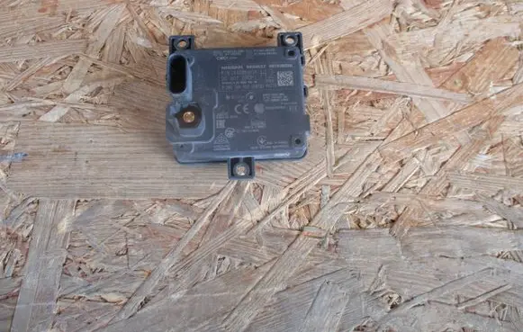 Nissan Qashqai J12 Distronic sensor radar 284386UU2A