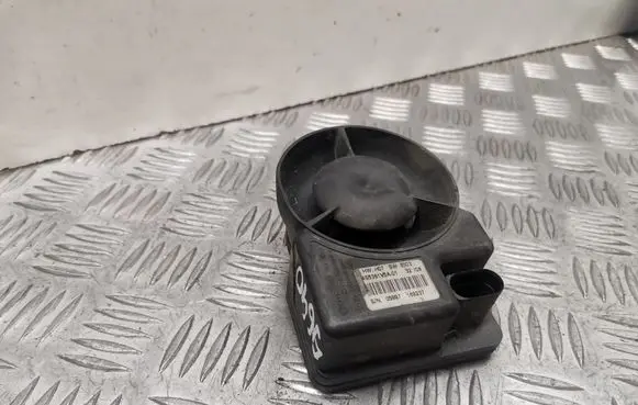 Volkswagen PASSAT B6 Alarm system siren 1K0951605D