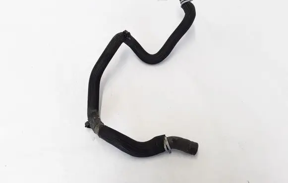 Renault Trafic III (X82) Engine coolant pipe/hose