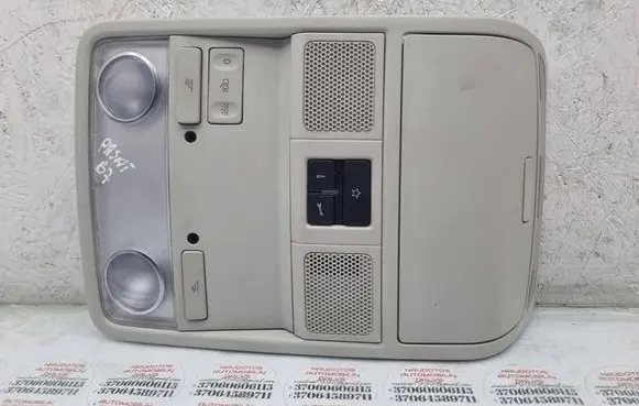 Volkswagen PASSAT B7 Front seat light 3C0867489C