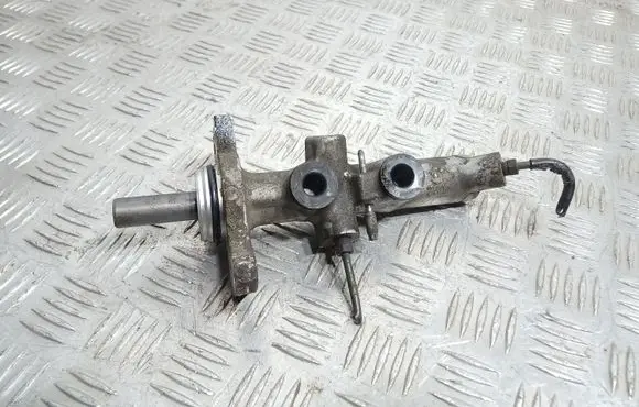 Toyota Corolla E120 E130 Master brake cylinder