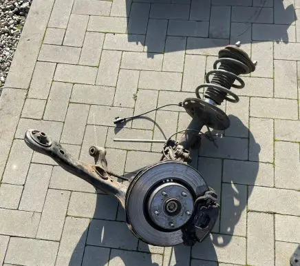 Toyota Verso Front wheel hub spindle knuckle