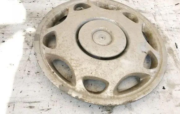 BMW 3 E36 R15 wheel hub/cap/trim 36131180104 3613-1180104