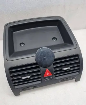 Volkswagen Golf V Dash center air vent grill 1K0815735C 1K0819728 1K0819743B