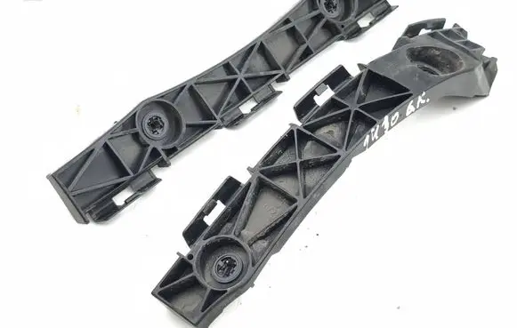Lexus IS 220D-250-350 Rear bumper mounting bracket 5215853040 5256353010
