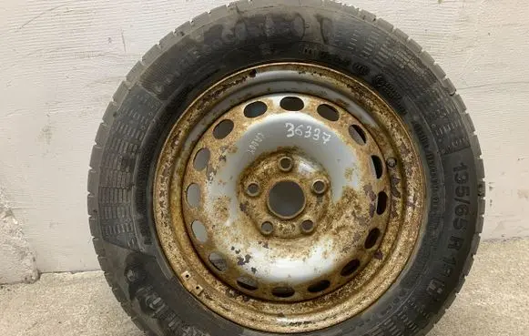 Volkswagen Caddy R15 steel rim 2K0601027B ET47 6JX15H2