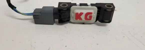 Chrysler Grand Voyager IV Airbag deployment crash/impact sensor 04671779AC 1803300539 110404