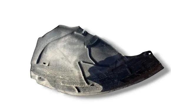 Front wheel arch liner splash guards