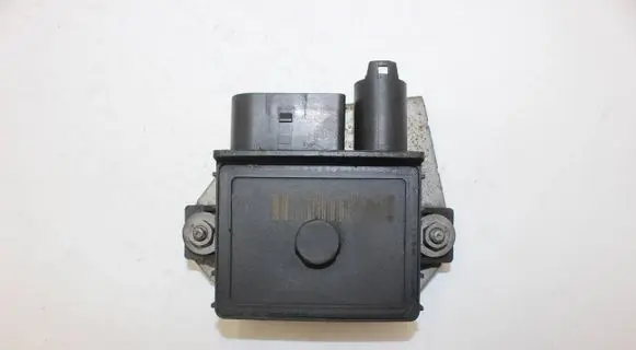 BMW 5 E60 E61 Glow plug pre-heat relay 77980006 90000864