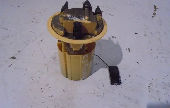 Citroen C3 Picasso Fuel injection high pressure pump