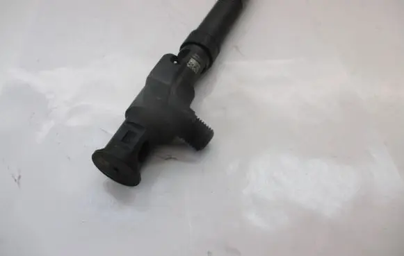 Ford Mondeo MK V Fuel injector 28388960
