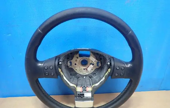 Volkswagen Golf V Steering wheel 1Q0419091