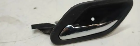BMW 5 E39 Front door interior handle 8226049