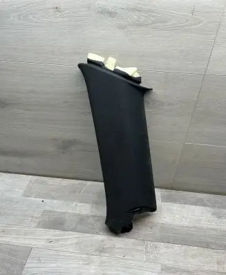 (C) pillar trim