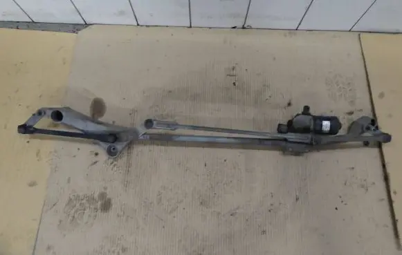 Mercedes-Benz A W169 Wiper motor