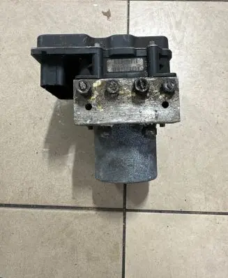BMW 5 E60 E61 ABS Pump 6769705 6769703