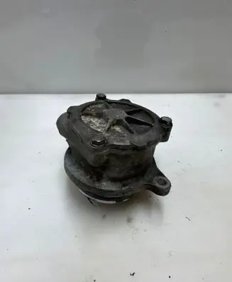BMW 5 E39 Vacuum pump 2249939