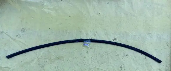 Mercedes-Benz C AMG W204 Windshield trim A2046710620