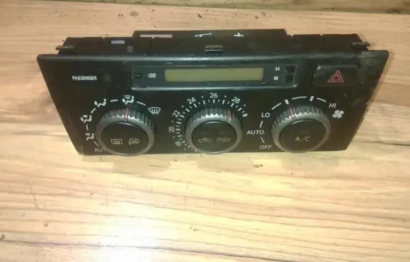 Lexus IS 200-300 Climate control unit 8865053060 177300-5762