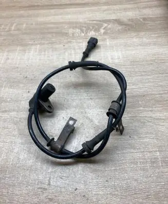 Mitsubishi Carisma ABS wheel speed sensor 0255006224