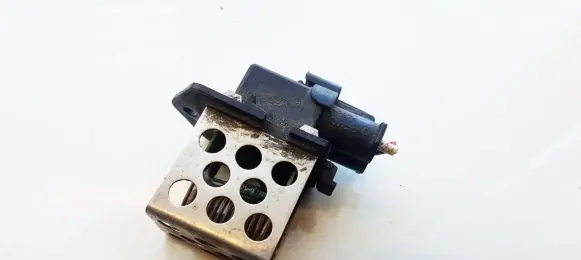 Nissan Qashqai+2 Heater blower motor/fan resistor 8200045082