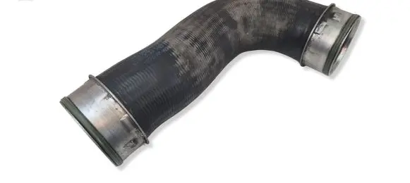 Volkswagen PASSAT B6 Intercooler hose/pipe 3C0145832D