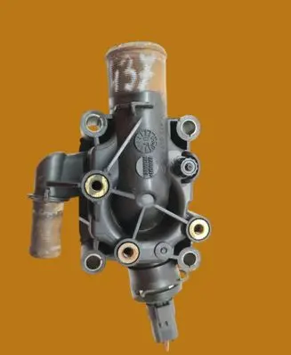 Citroen Xsara Picasso Thermostat housing 9647265980