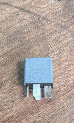 Audi A4 S4 B5 8D Other relay 8D0951253A V23134B52X301