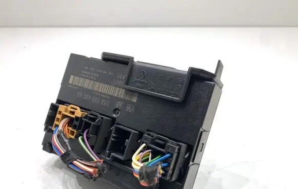 Volkswagen Touran I Central body control module 1K0959433AK