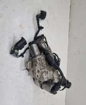 BMW 5 GT F07 Air suspension compressor 6775258