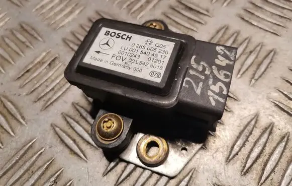 Mercedes-Benz S W220 Yaw turn rate sensor 0015404517