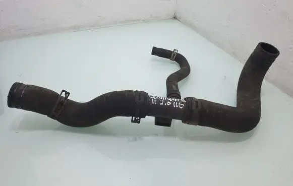 Nissan Qashqai+2 Engine coolant pipe/hose